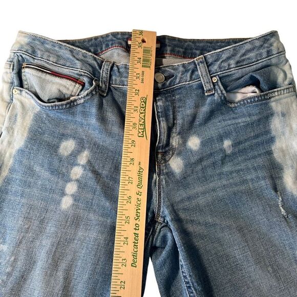 Tommy relaxed mom style size 8 boyfriend cut denim capris - Picture 5 of 16